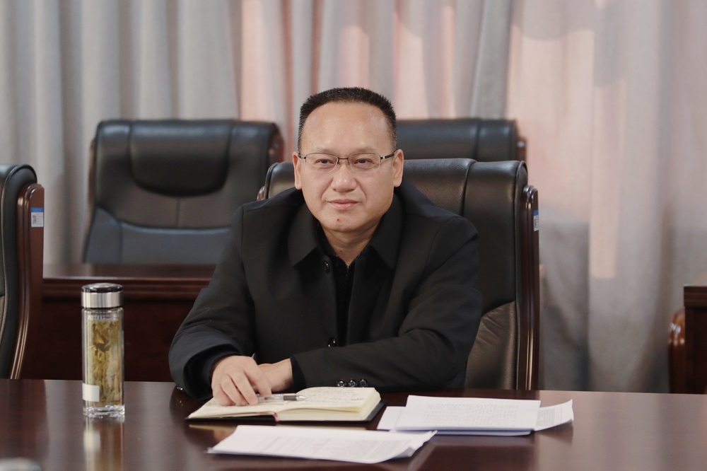 李革胜.jpg