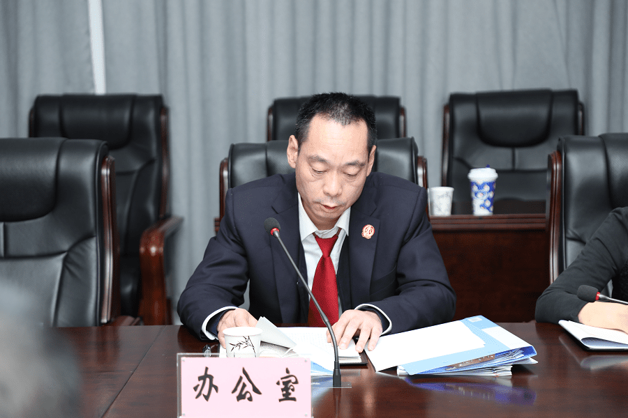 贾世杰.png