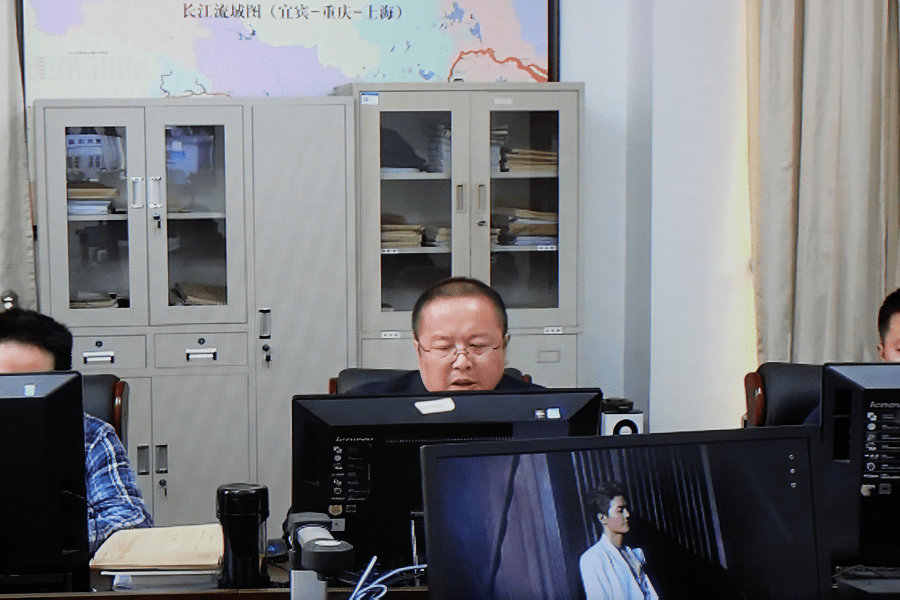周炎华.png